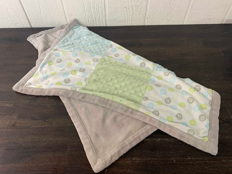 used Blankets & Beyond Fleece Blanket