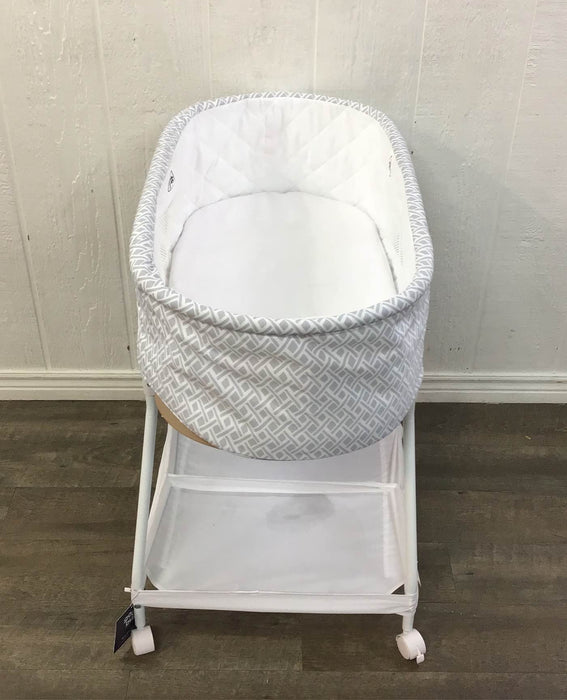 secondhand Delta Children Sweet Slumber Bassinet