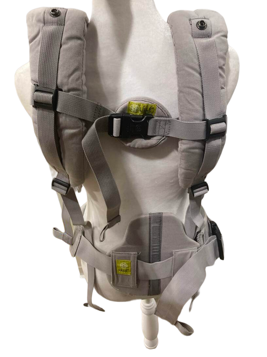 Shop Lillebaby Complete All Seasons Baby Carrier at GoodBuy Gear