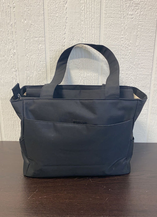 Shop Medela Pump In Style Advanced Breast Pump With Tote and Battery Adapter at GoodBuy Gear