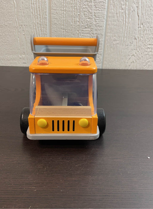 secondhand Hape Dump Truck