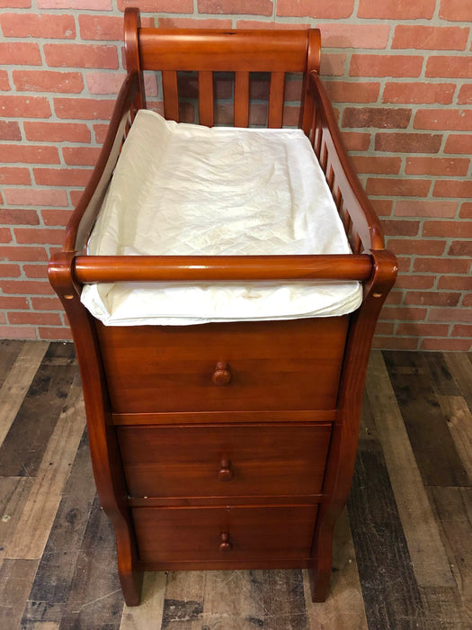 Sorelle Princeton/Tuscany Crib And Changing Station