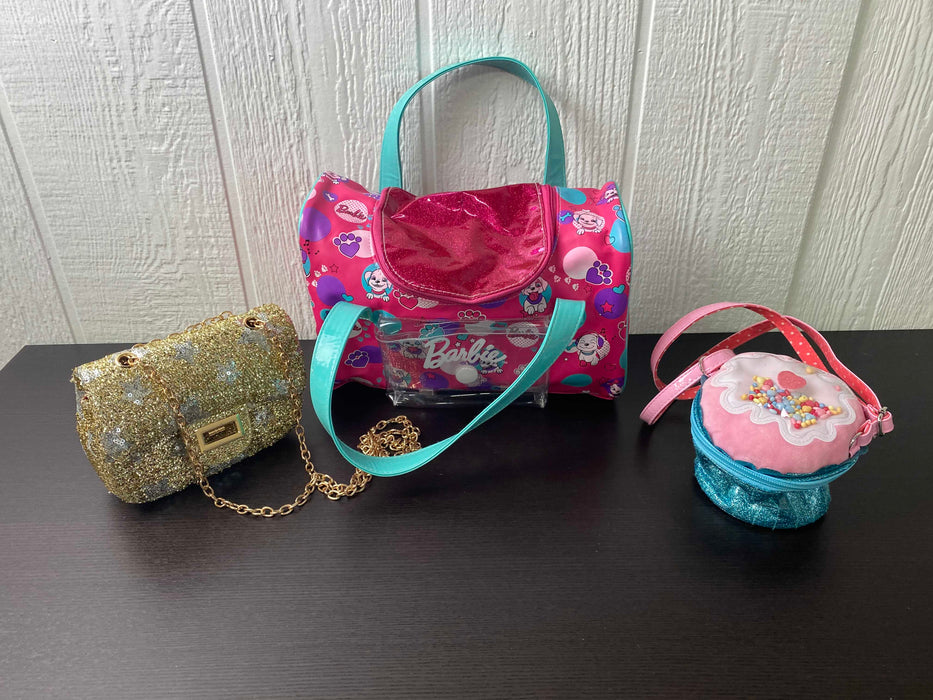 used BUNDLE Dress Up Accessories