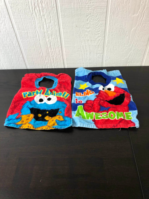 used BUNDLE Baby Bibs