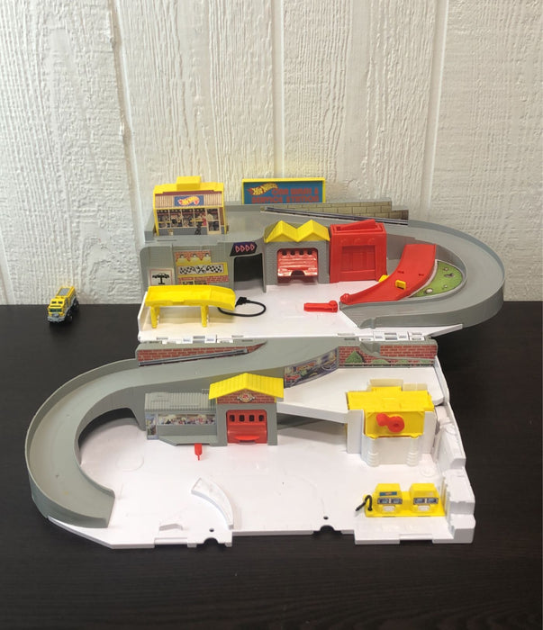 used Hot Wheels Car Wash & Service Station Play Set