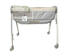 secondhand Graco Dream Suite Bassinet