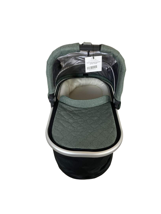 secondhand UPPAbaby Bassinet, GREEN CHAMBRAY WITH BLACK BOTTOM