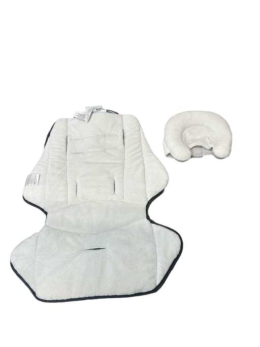 used UPPAbaby Infant SnugSeat, Cream