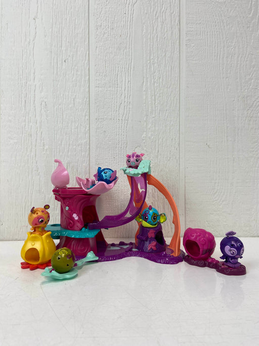 Shop Zoobles Spring To Life Play Set at GoodBuy Gear