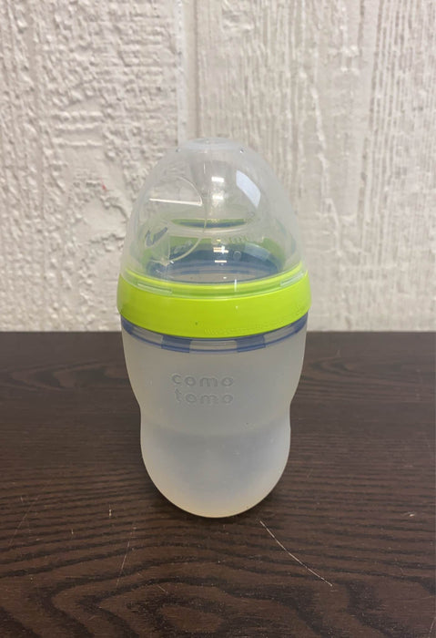 used BUNDLE Comotomo Bottles