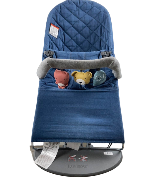 secondhand BabyBjorn Bouncer Bliss, Dark Gray Frame, Midnight Blue Cotton Classic Quilt