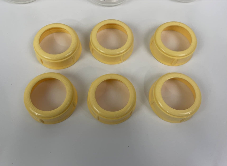 Shop BUNDLE Medela Accessories at GoodBuy Gear