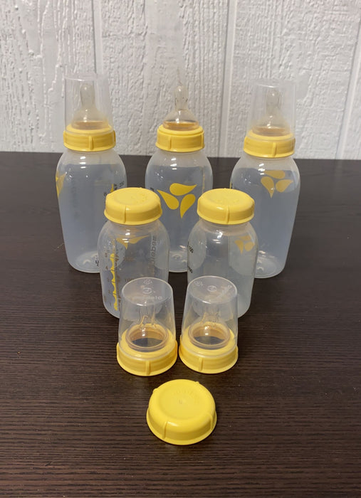 used BUNDLE Medela Bottles