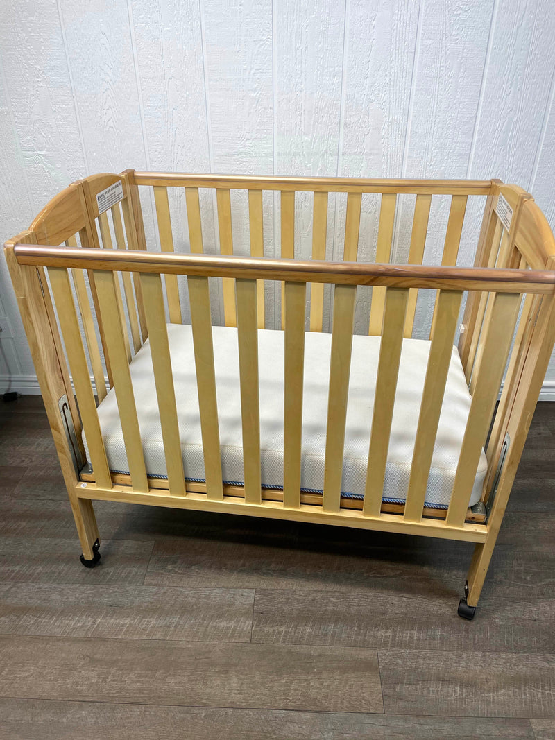 Dream On Me 2 In 1 Portable Folding Stationary Crib, 2016, With Mattre