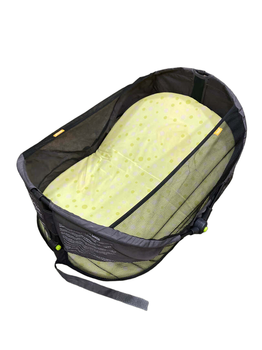 used Munchkin Brica Fold ‘n Go Travel Pod