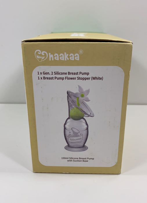 Shop Haakaa Manual Breast Pump With Suction Base And Flower Stopper at GoodBuy Gear