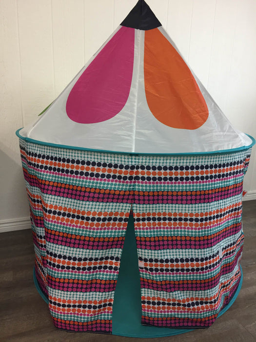 used Unknown Collapsible Tent