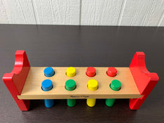 secondhand Melissa & Doug Pound A Peg