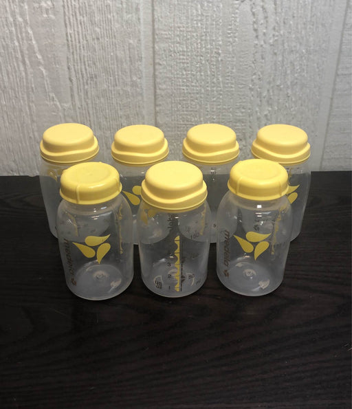 used BUNDLE Medela Bottles