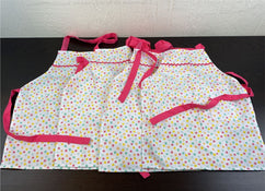 used BUNDLE Kids Apron