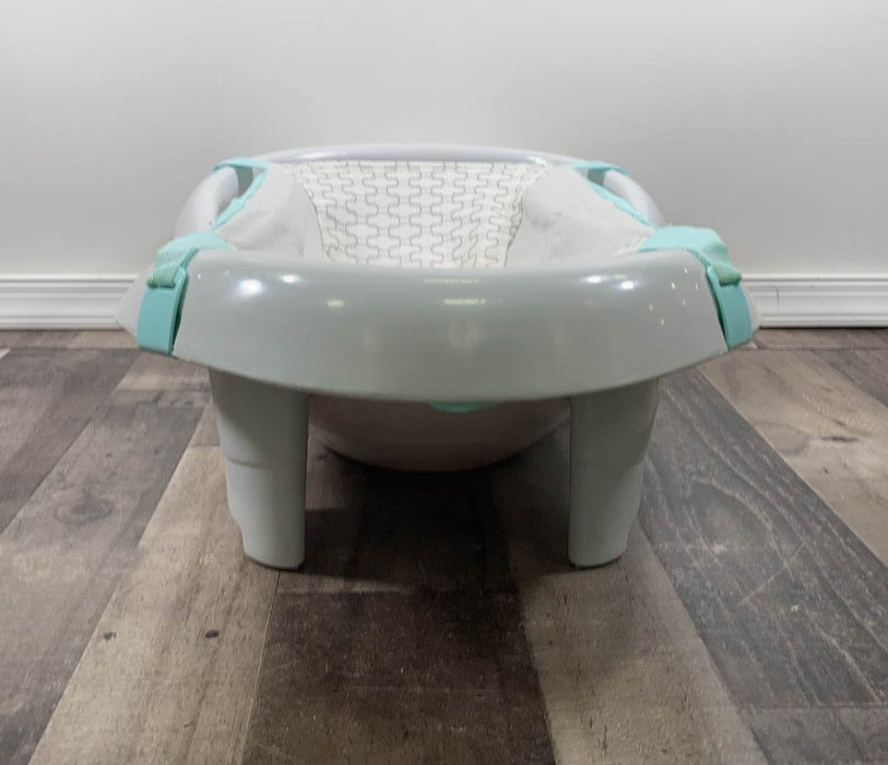Shop Fisher Price Calming Waters Vibrations Tub at GoodBuy Gear