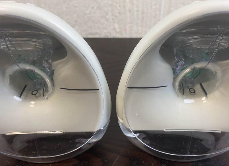 Shop Elvie Breast Pump, Double at GoodBuy Gear