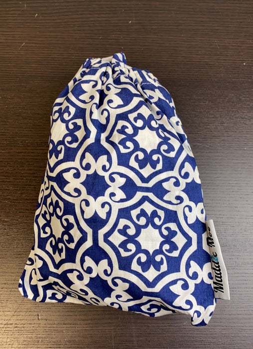 used Maddie Moo Nursing Cover