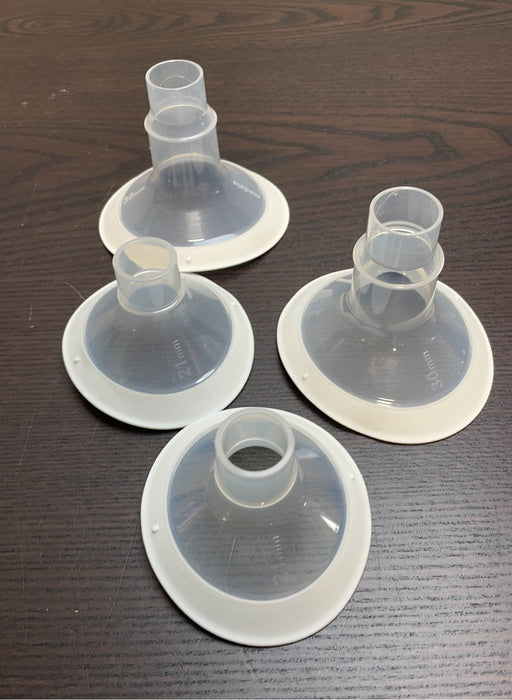 Shop BUNDLE Medela Accessories at GoodBuy Gear