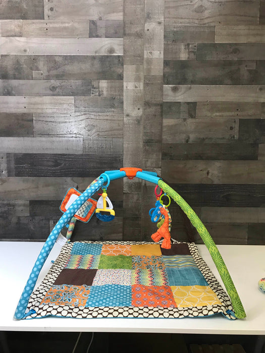 Infantino Twist & Fold Activity Gym