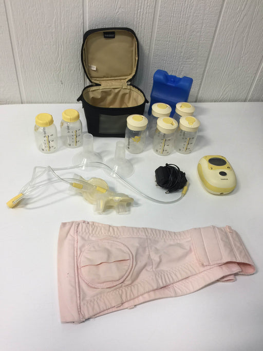 used Medela Freestyle Breast Pump and Pumping Bra