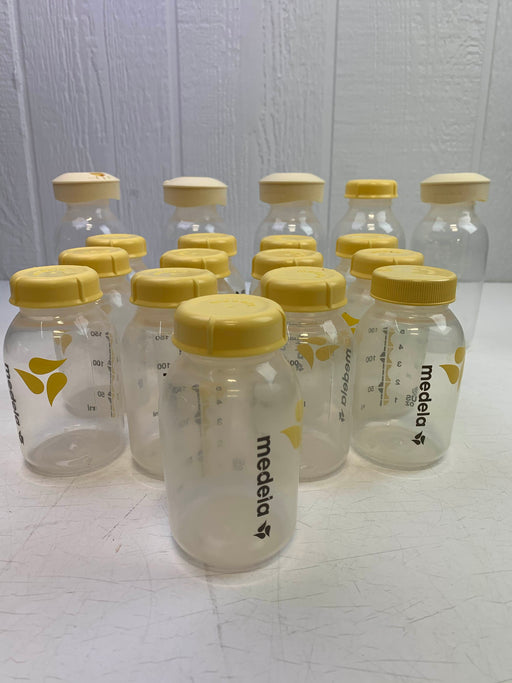 secondhand BUNDLE Medela Bottles