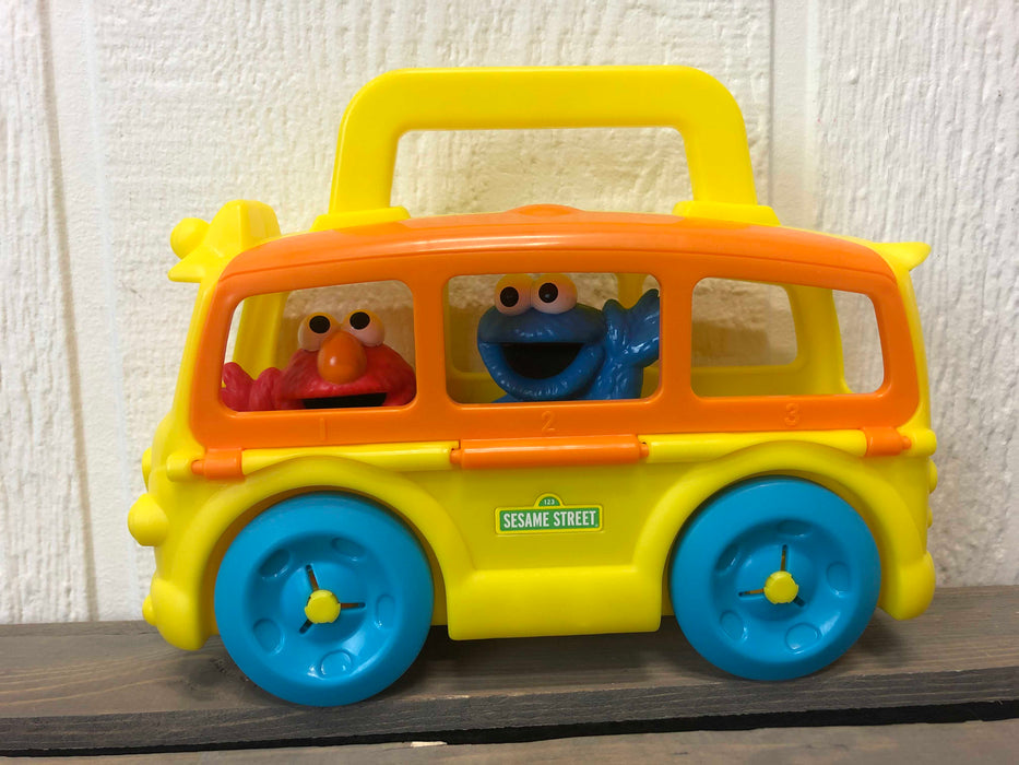 Shop Sesame Street Elmo On The Go Case at GoodBuy Gear