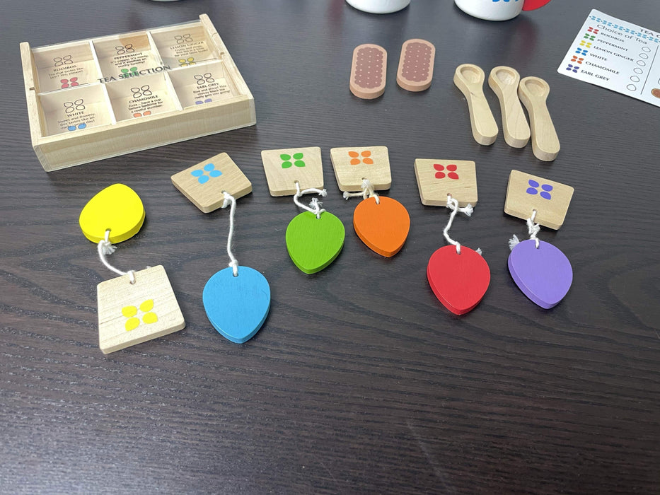 secondhand Melissa & Doug Steep & Serve Tea Set