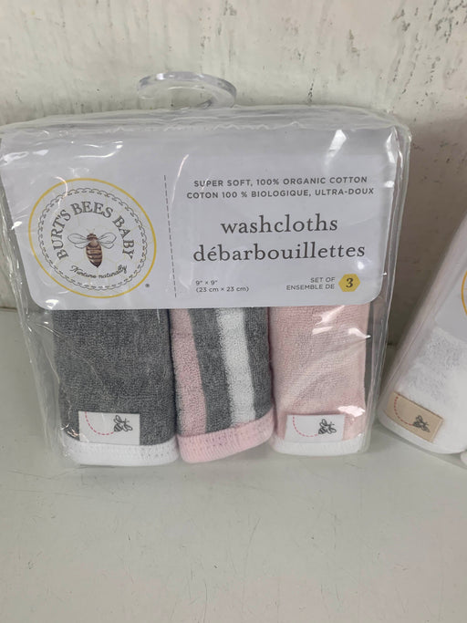 secondhand Burt’s Bees Baby Washcloths, Bundle