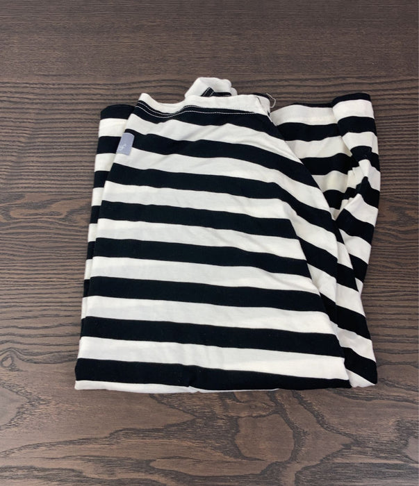 secondhand Itzy Ritzy Mom Boss 4-in-1 Multi-Use Nursing Cover