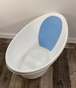 Shop Beaba Shnuggle Baby Bath, White/Blue at GoodBuy Gear