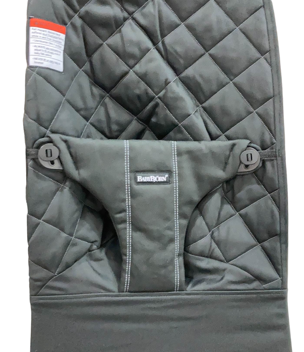 secondhand BabyBjorn Bouncer Bliss, Dark Gray Frame, Black Cotton Classic Quilt