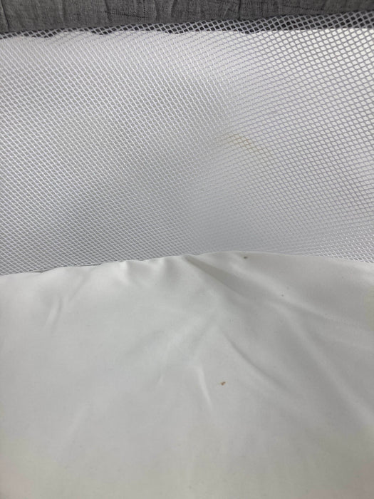 used Halo BassiNest Swivel Sleeper Luxe Series