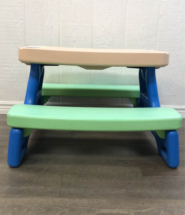 used Little Tikes Easy Store Picnic Table