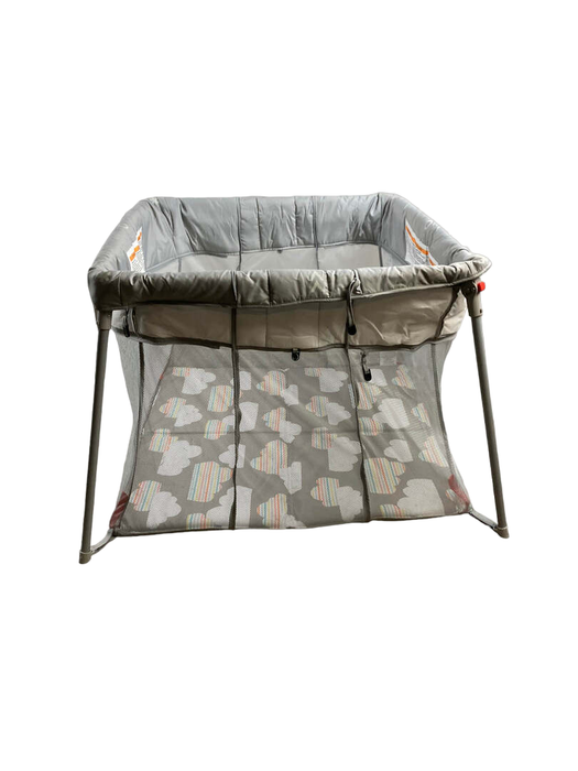 secondhand Skip Hop Play To Night Expanding Travel Crib