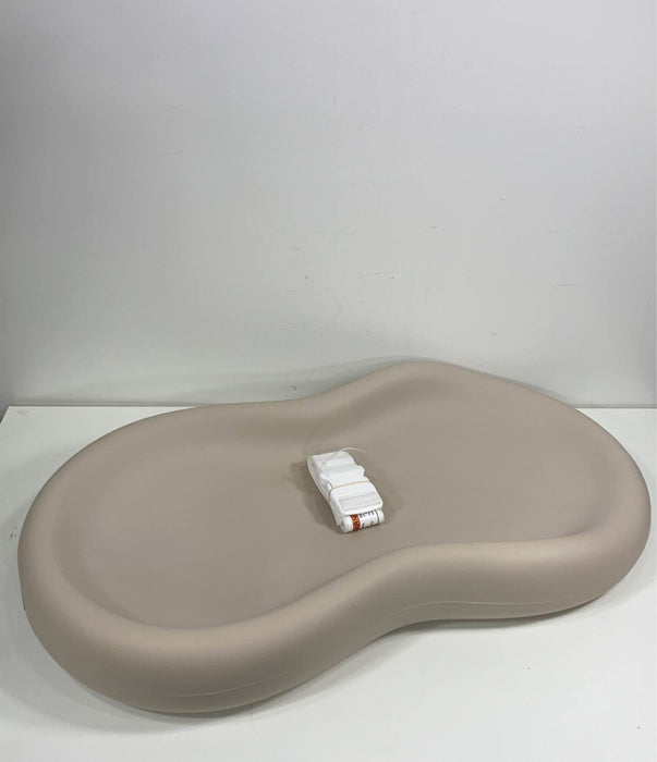 used Keekaroo Peanut Changing Pad, Vanilla