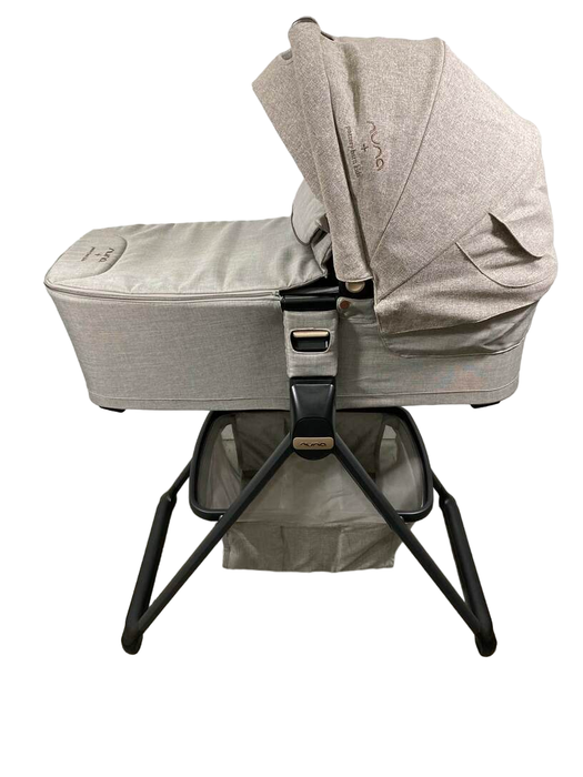 secondhand Nuna MIXX Bassinet with Stand, Droplet Dot