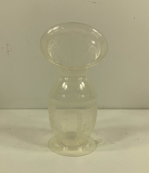 Shop Haakaa Silicone Breast Pump And Flower Stopper Set at GoodBuy Gear