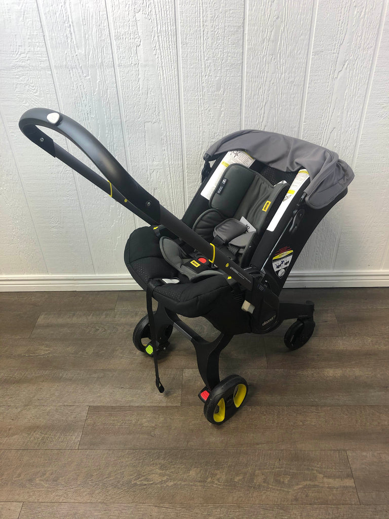 Doona Infant Car Seat & Stroller Combo, 2019, Greyhound