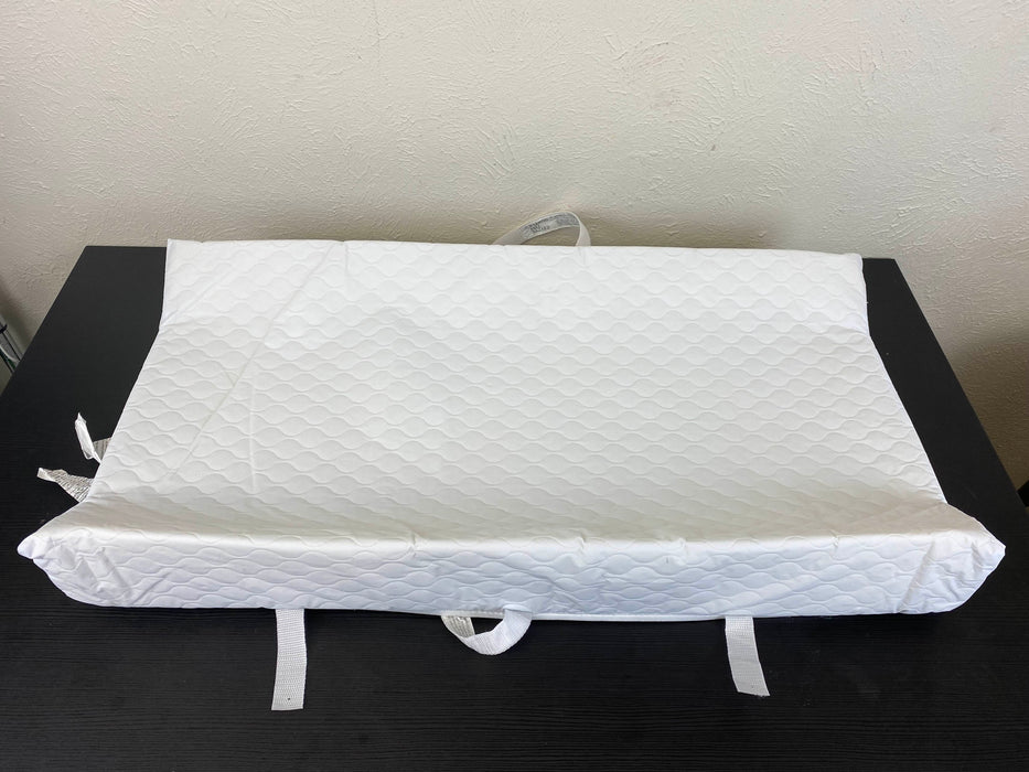 used Summer Infant Contoured Changing Pad