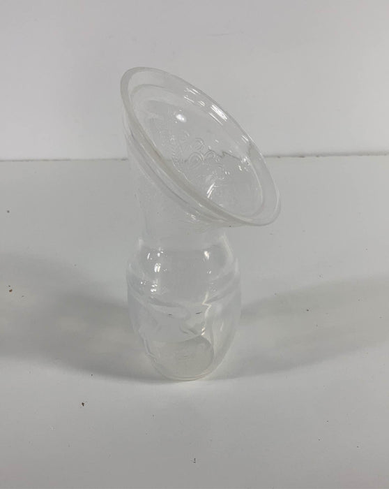Shop Haakaa Manual Breast Pump at GoodBuy Gear