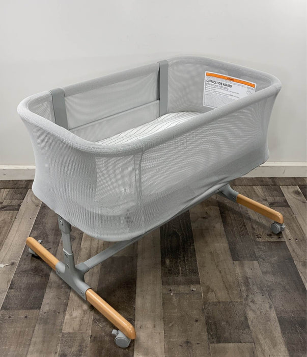 used Skip Hop Cozy-Up 2-in-1 Bedside Sleeper and Bassinet