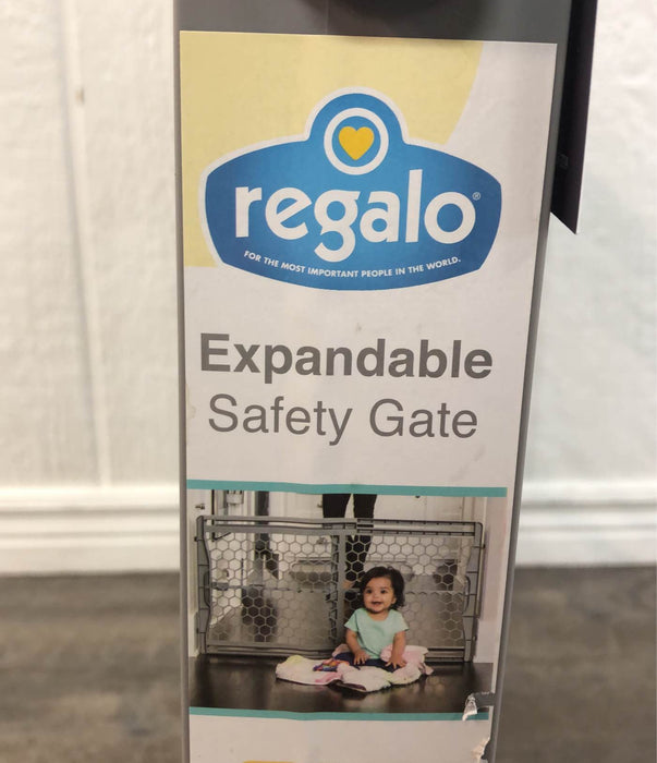 used Regalo Plastic Expandable Safety Gate