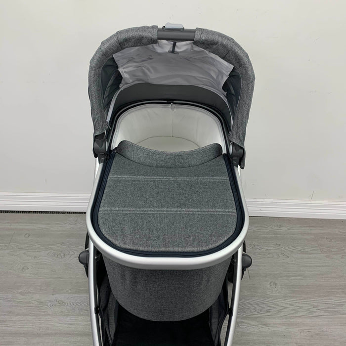 UPPAbaby VISTA V2 Stroller, Jordan (Charcoal Melange)