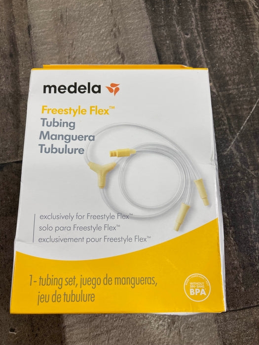 Shop Medela Tubes For Freestyle Flex Pump at GoodBuy Gear
